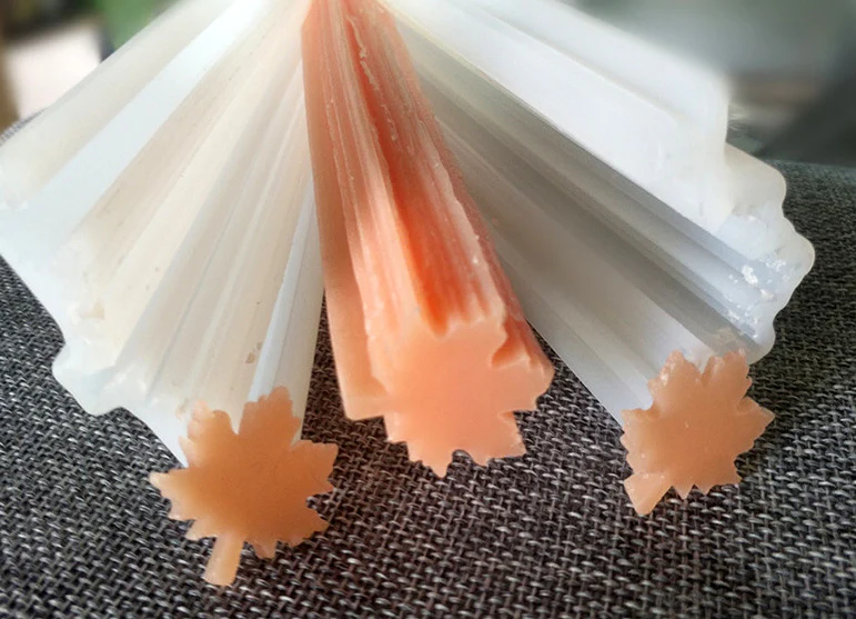 Tube Mould - Maple Leaf - Image 3